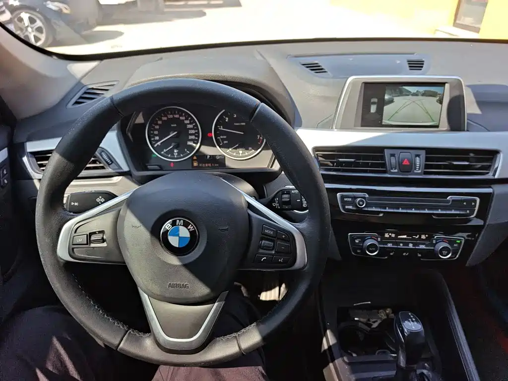 BMW X1 — миниатюра 8