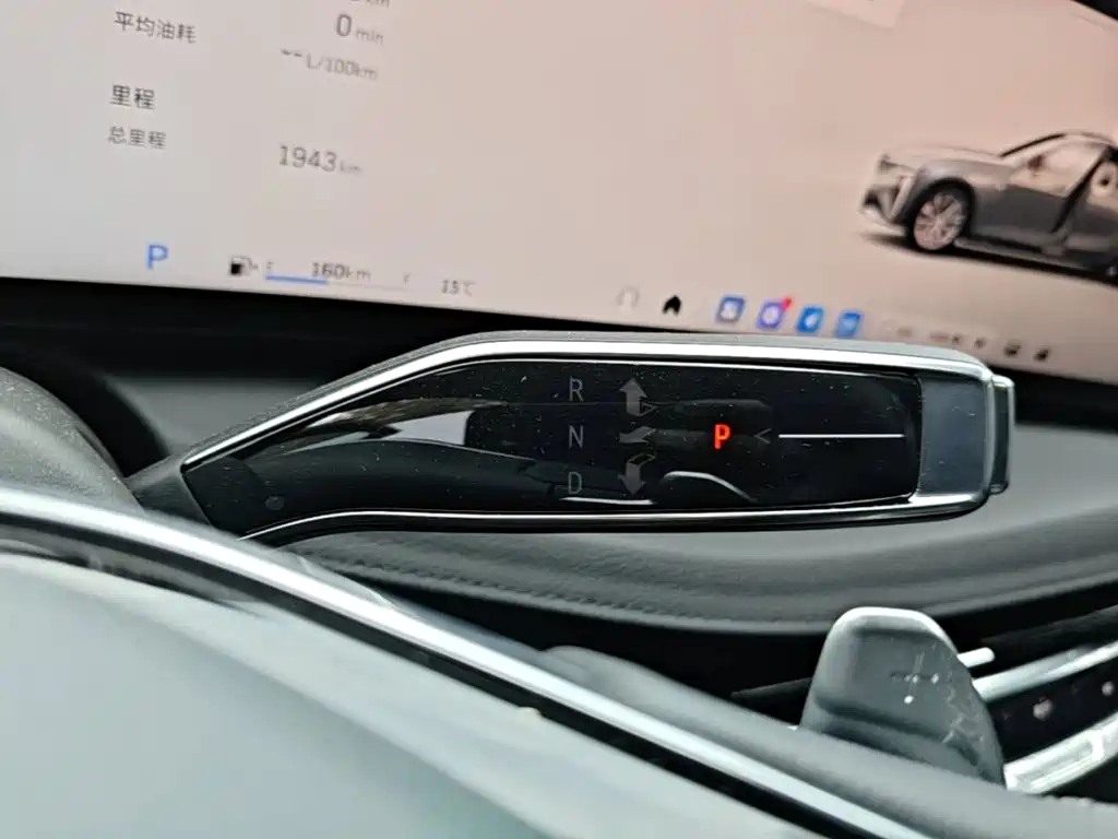 Cadillac CT6 — миниатюра 14