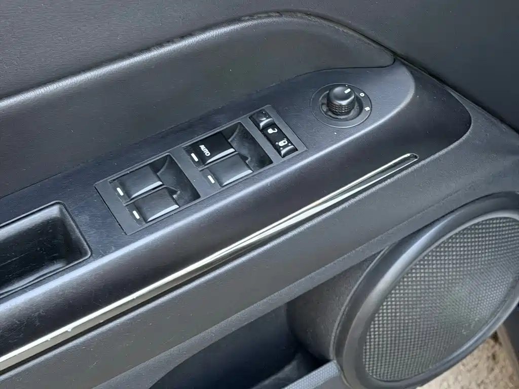 Jeep Patriot — миниатюра 18