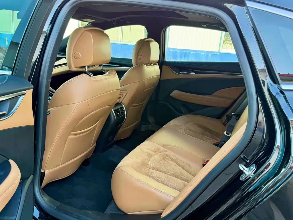 Buick LaCrosse — миниатюра 5