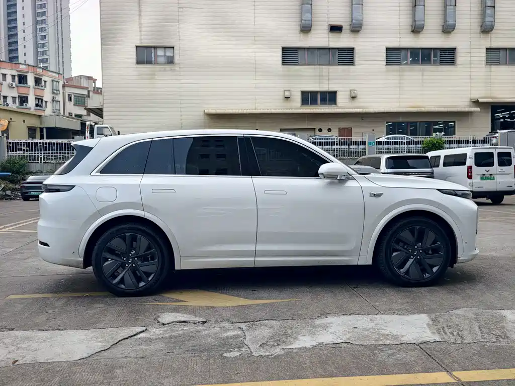 Li Auto Li L7 — миниатюра 8