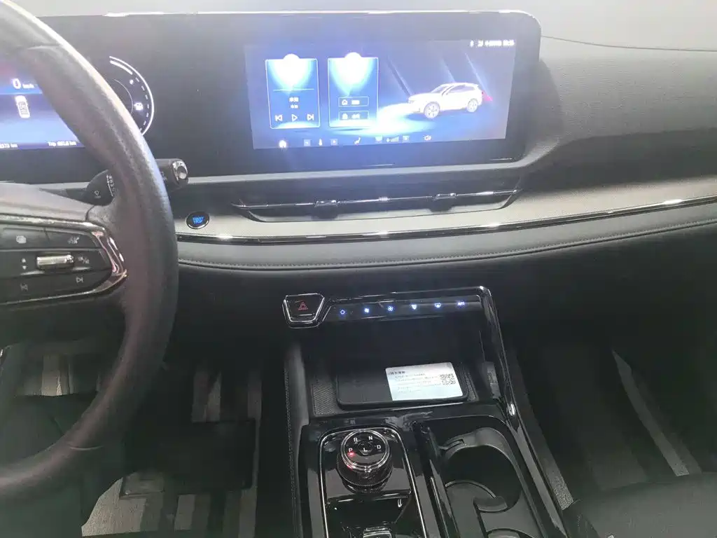 Ford Equator Sport — миниатюра 6