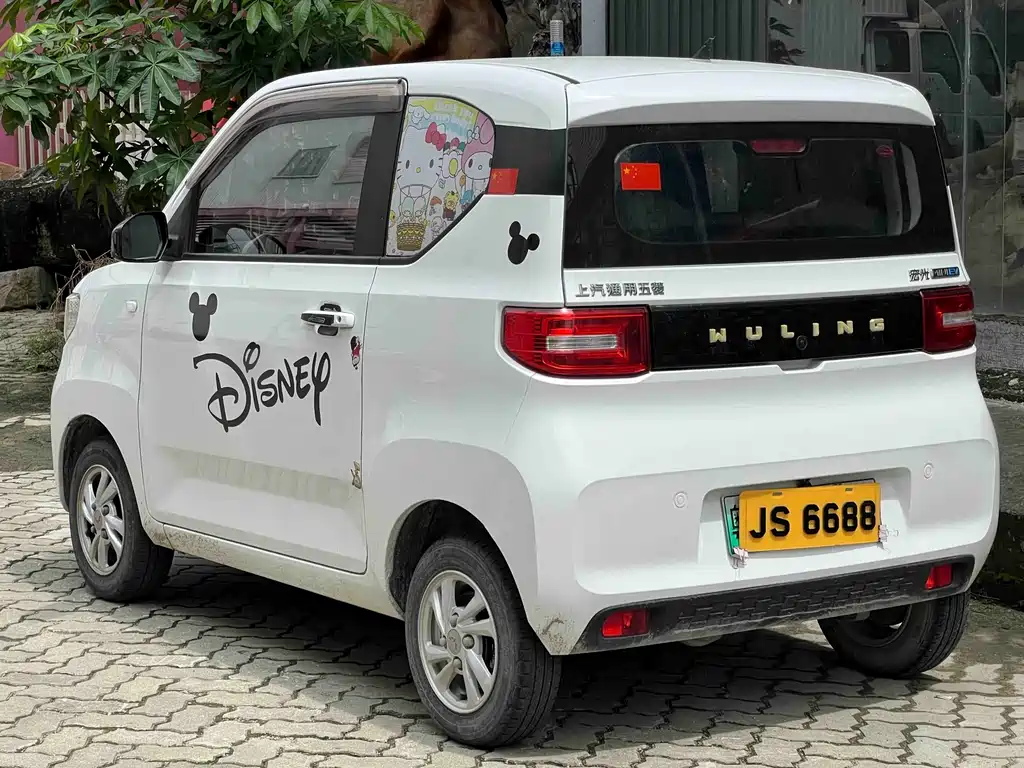 Wuling MINIEV — миниатюра 8