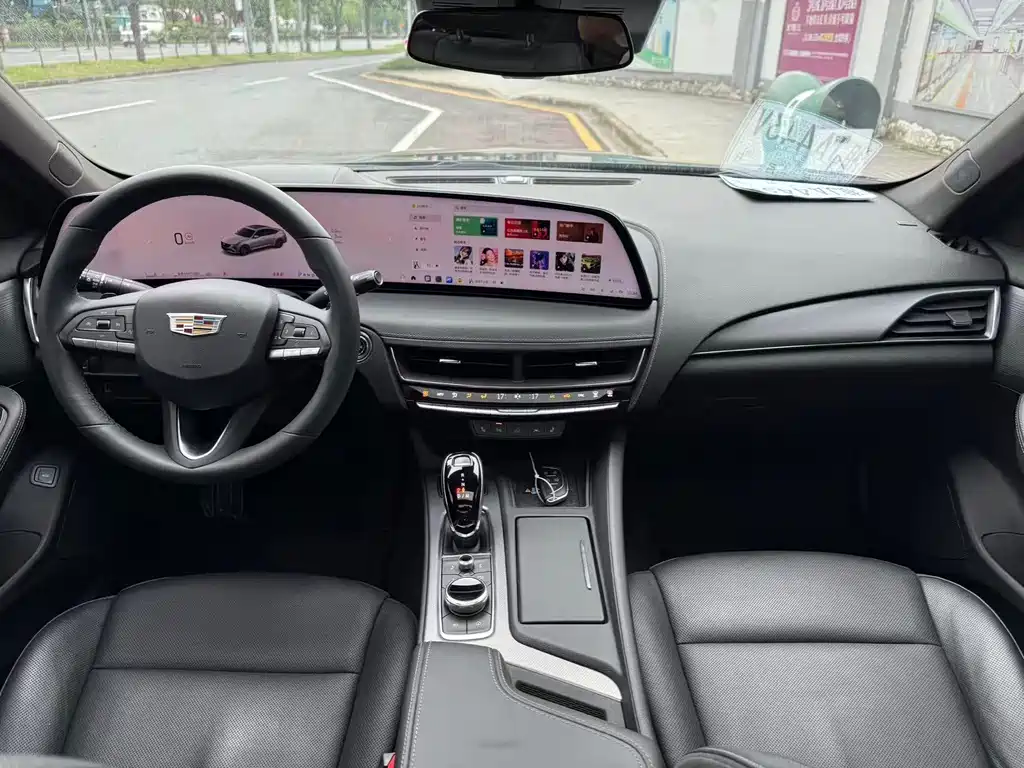 Cadillac CT5 — миниатюра 13
