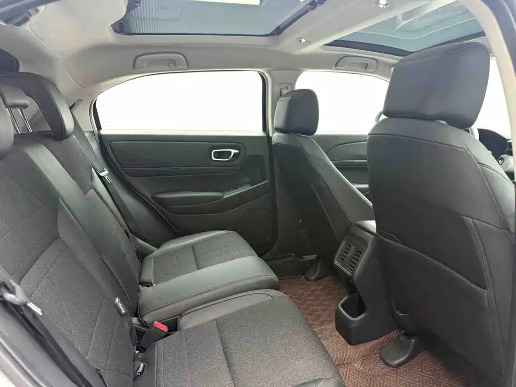 Honda Vezel — миниатюра 9