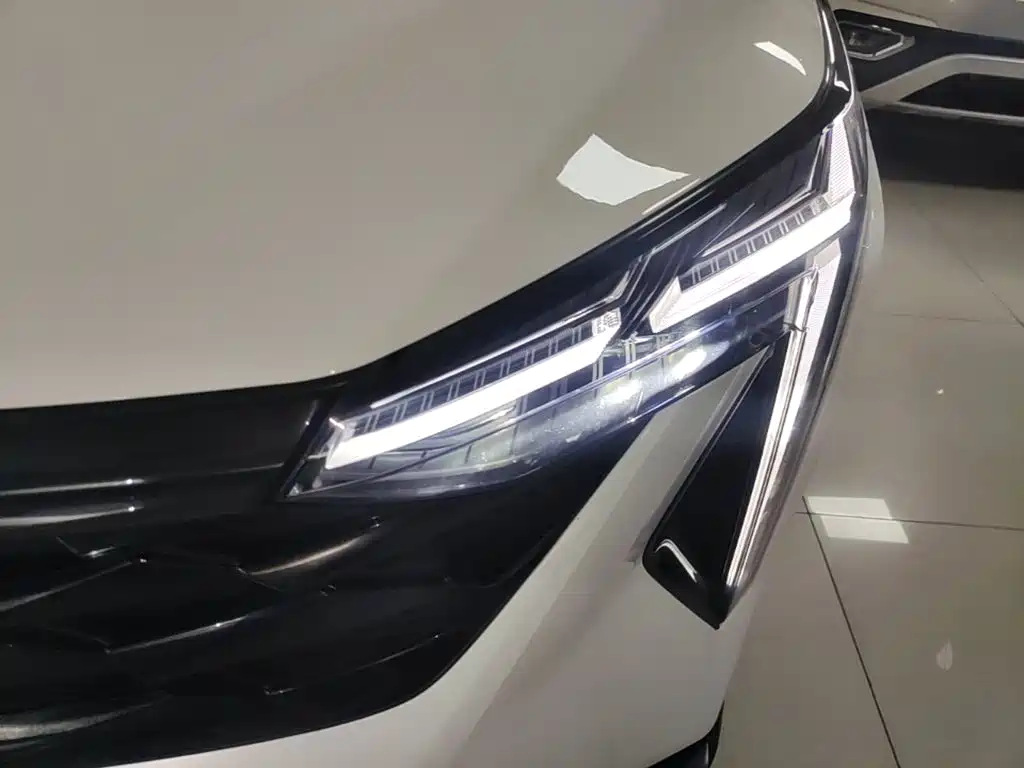 Geely Boyue — миниатюра 24