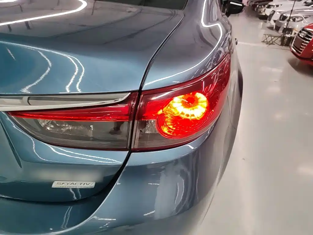Mazda Atenza — миниатюра 8