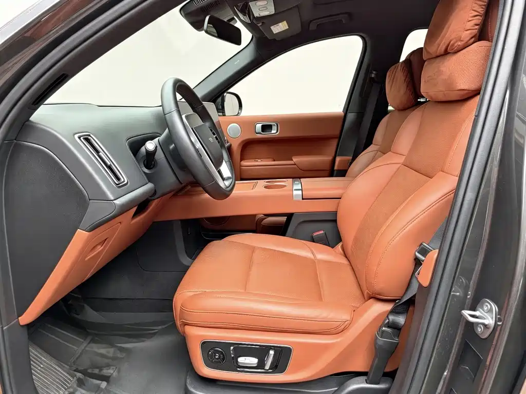Li Auto Li L8 — миниатюра 10