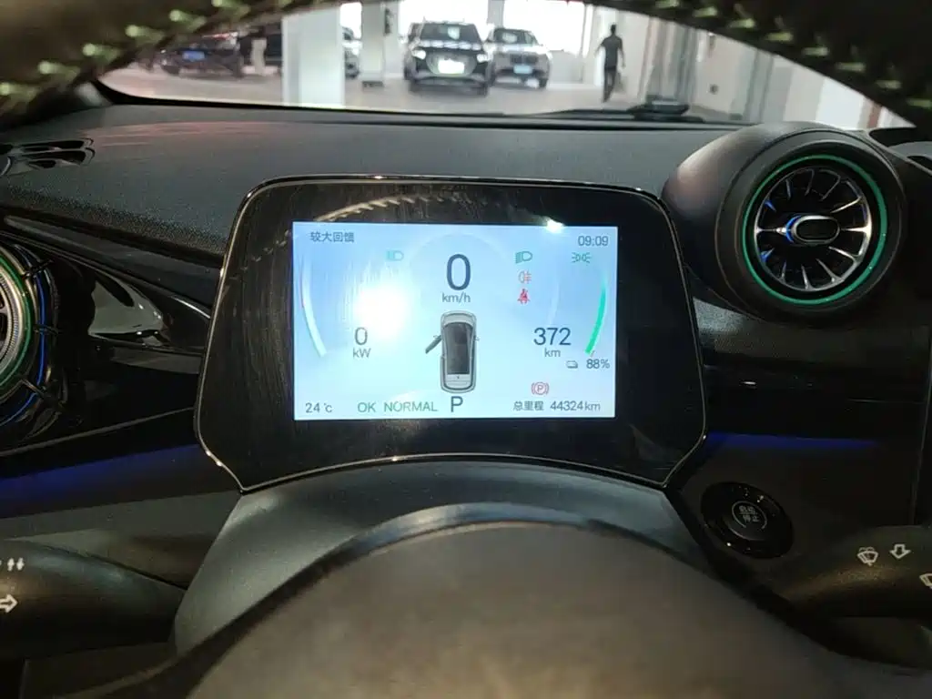 BYD Dolphin — миниатюра 8
