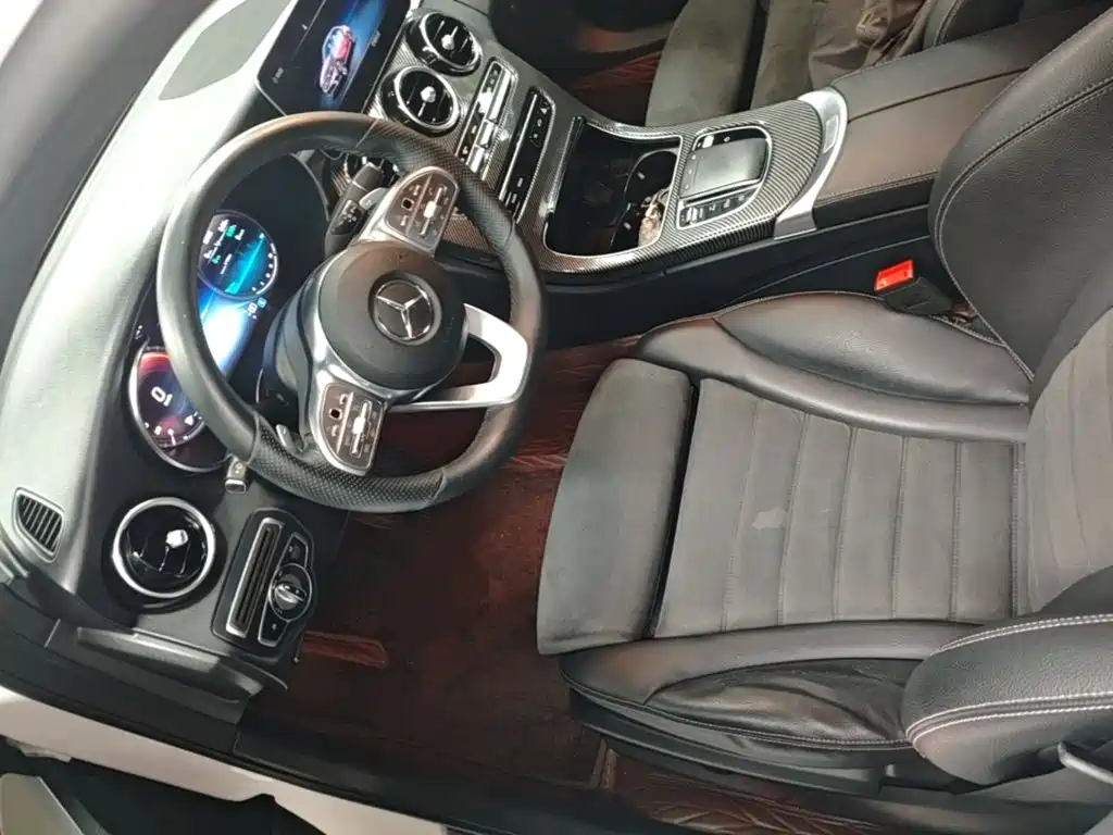 Mercedes-Benz C-Class — миниатюра 16