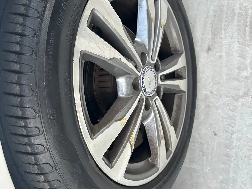 Mercedes-Benz C-Class — миниатюра 13