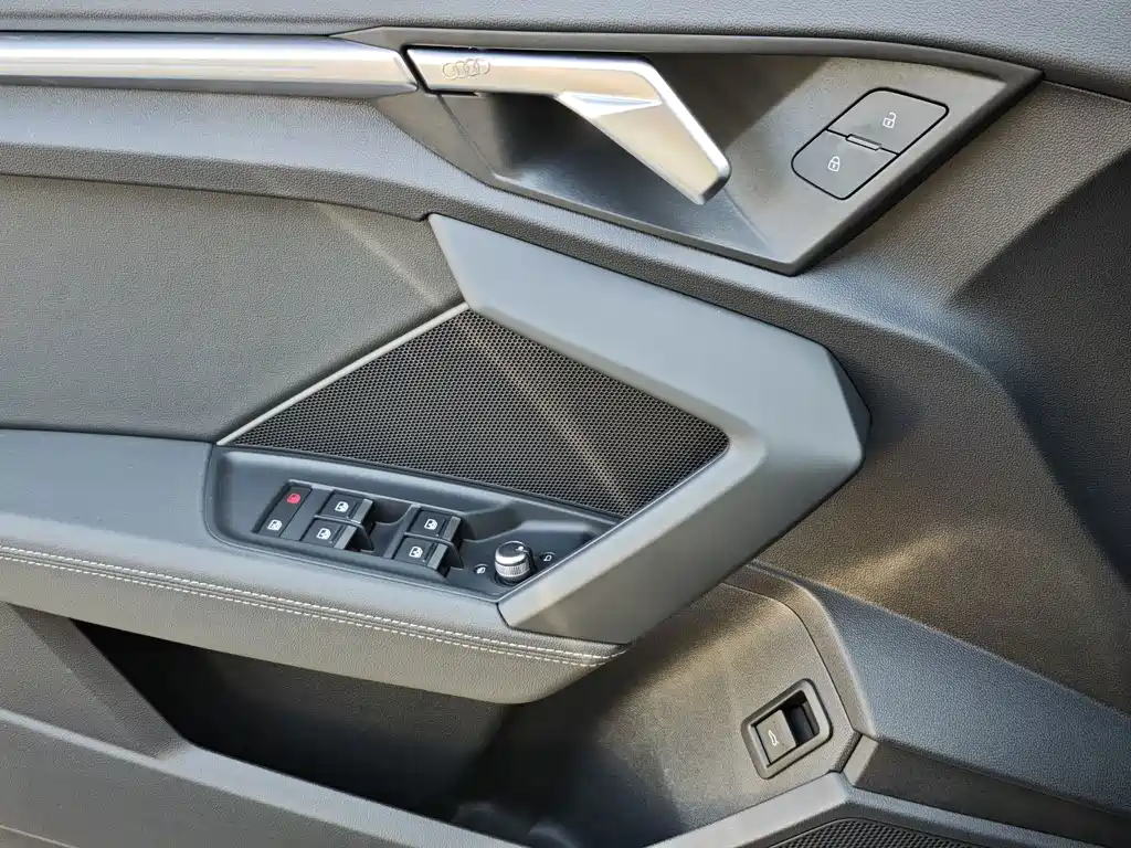 Audi A3 — миниатюра 8