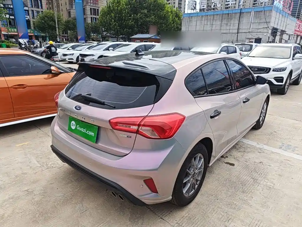 Ford Focus — миниатюра 7