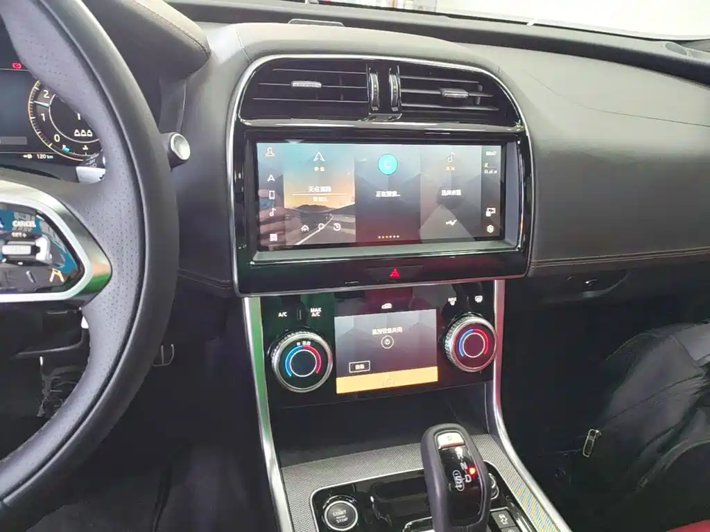 Jaguar XEL — миниатюра 13