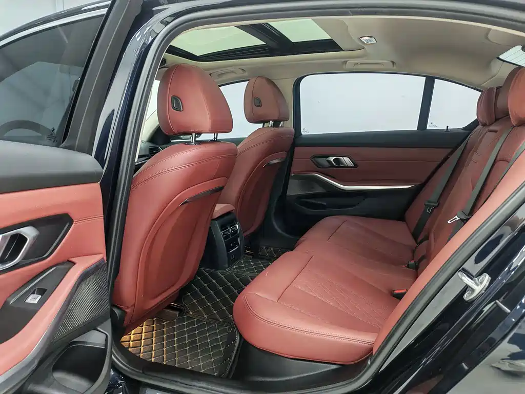 BMW 3 Series — миниатюра 8