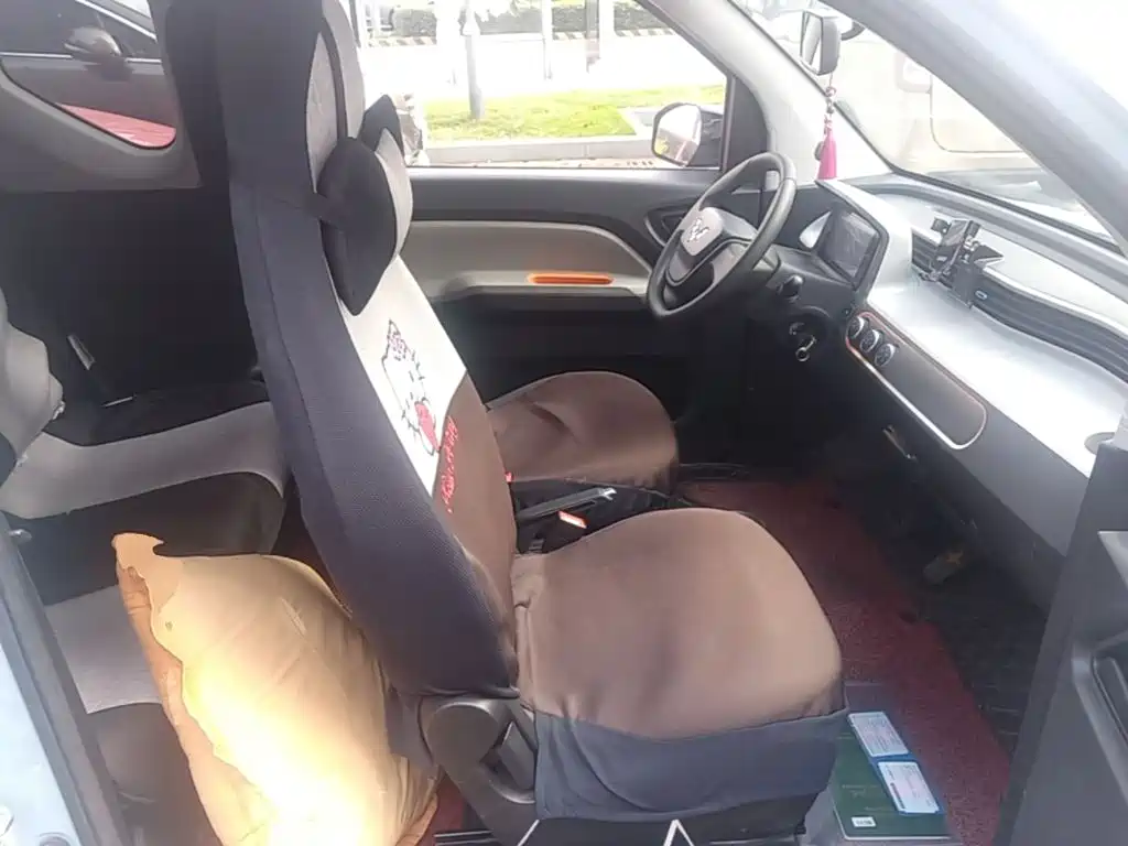 Wuling MINIEV — миниатюра 25
