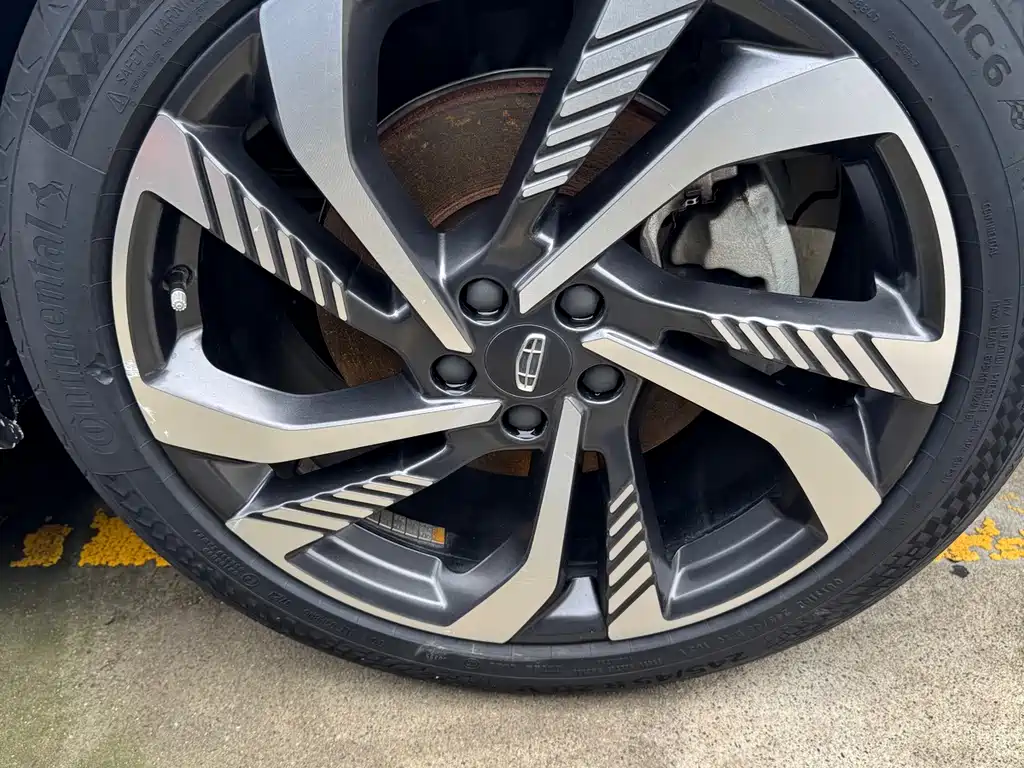 Geely Xingyue L — миниатюра 5