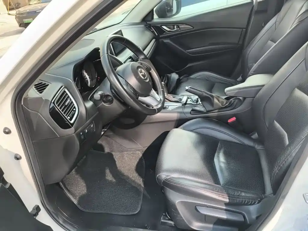 Mazda 3 Axela — миниатюра 15