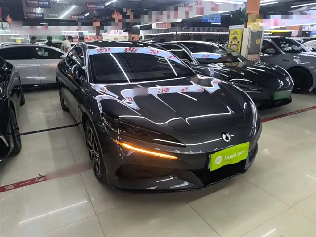 Denza Z9 2024 630km Max