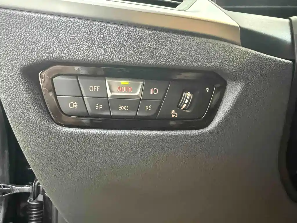 BMW 3 Series — миниатюра 17