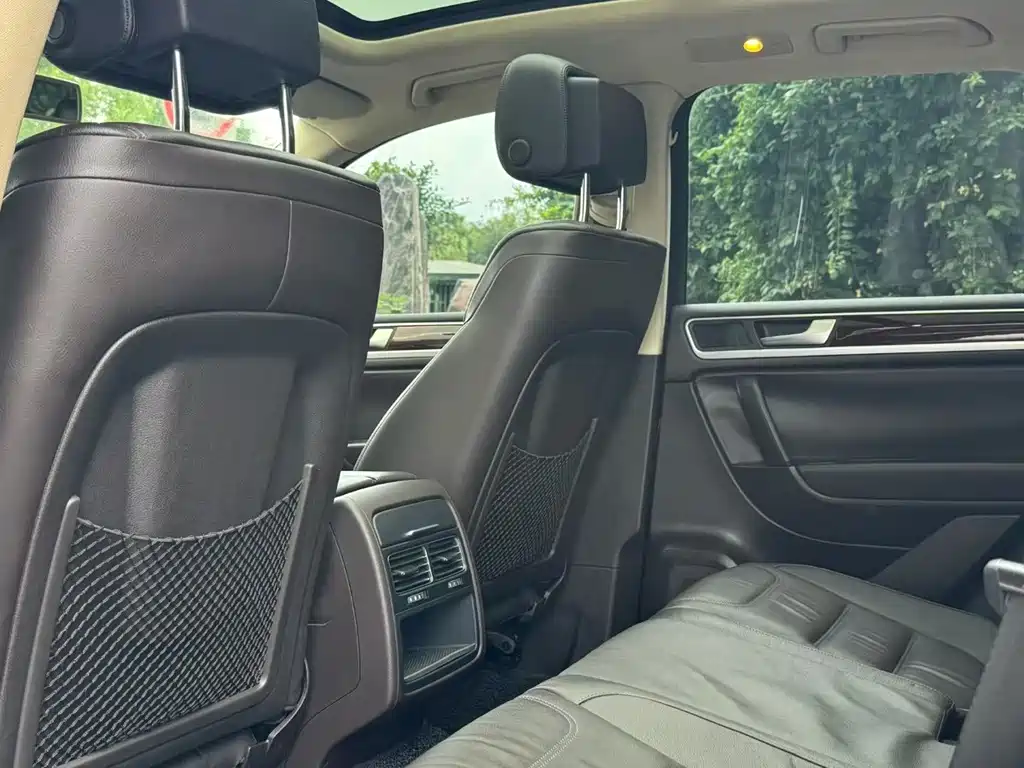 Volkswagen Touareg — миниатюра 4