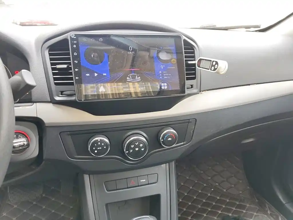 Roewe 350 — миниатюра 13