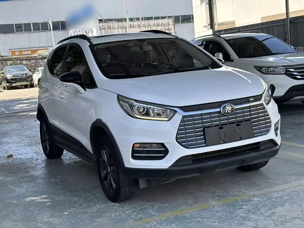 BYD Yuan EV — миниатюра 4