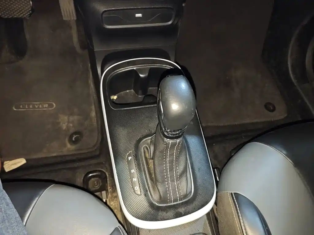 Roewe Clever — миниатюра 14