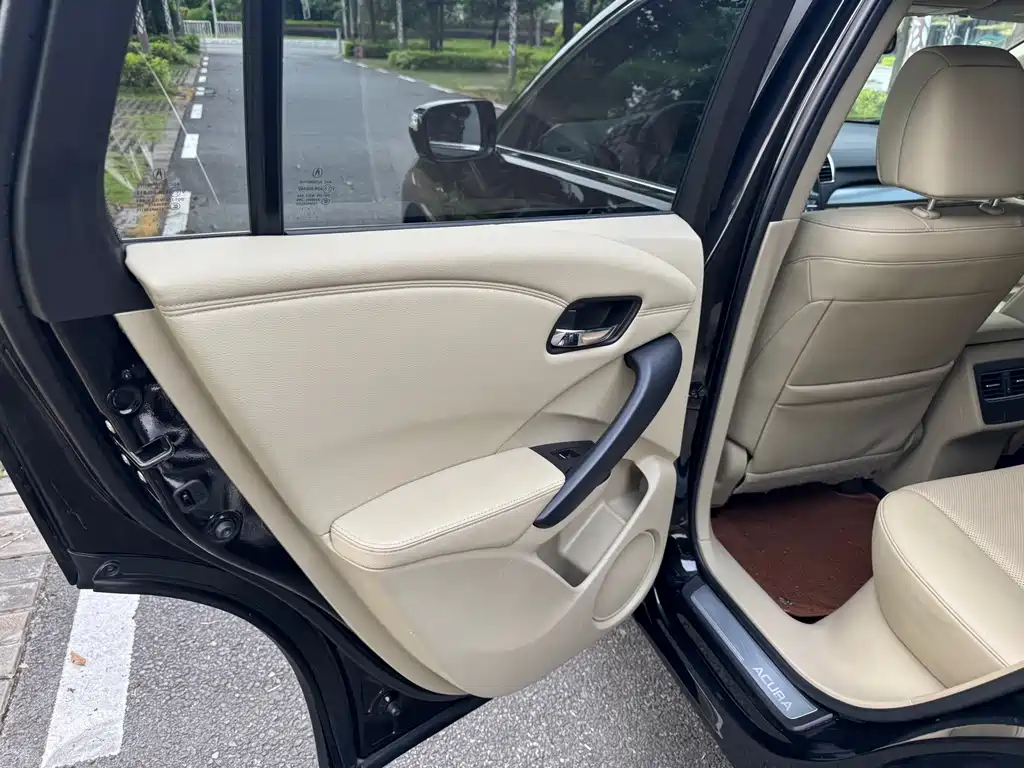 Acura RDX (Import) — миниатюра 16