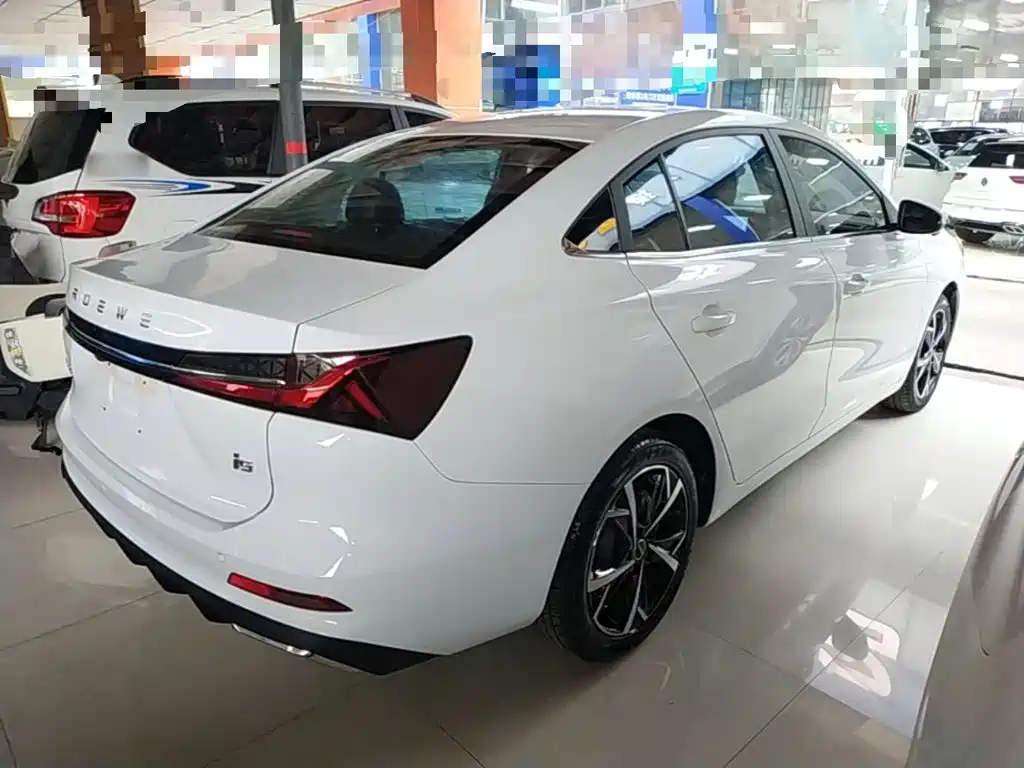 Roewe i5 — миниатюра 7