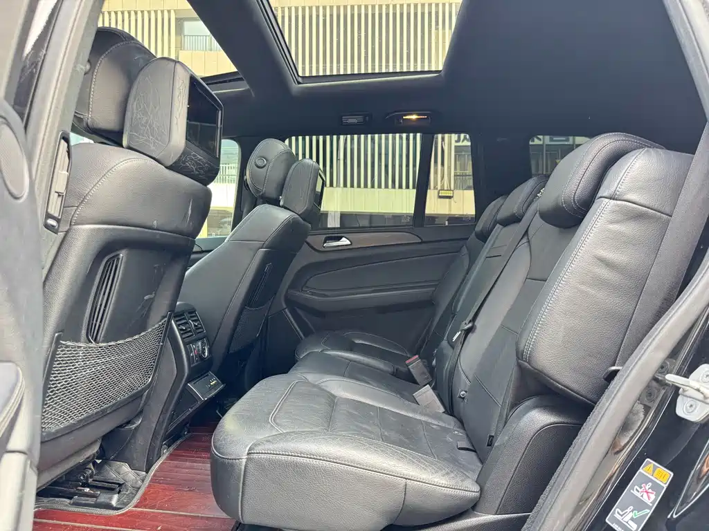 Mercedes-Benz GLS — миниатюра 8