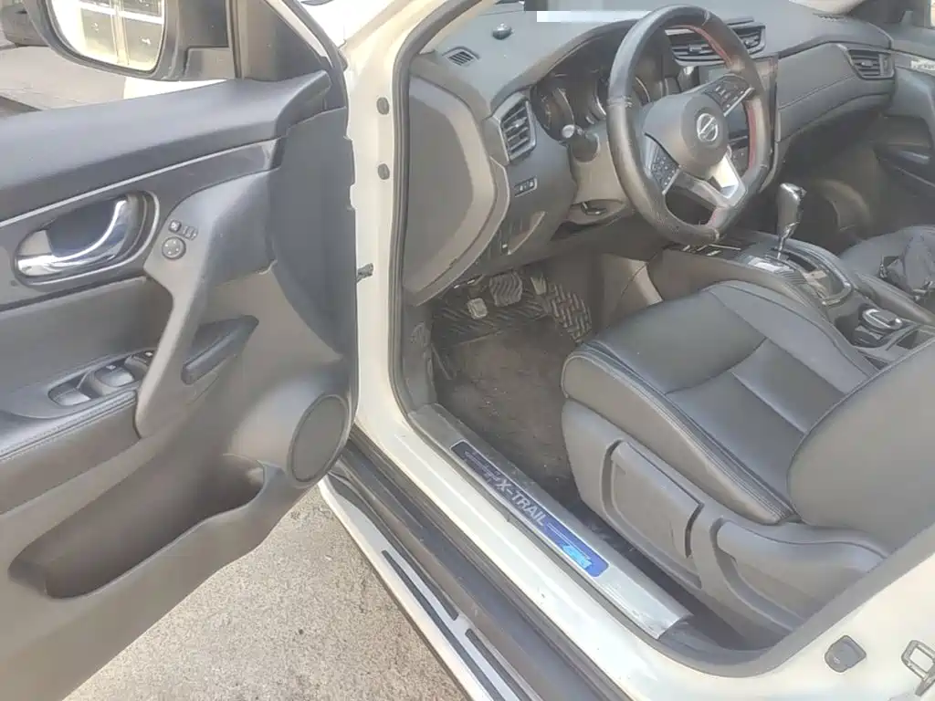 Nissan X-Trail — миниатюра 16