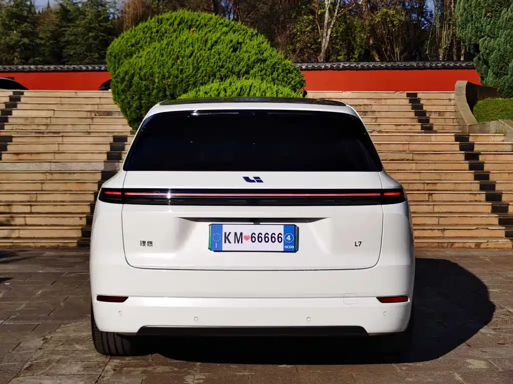 Li Auto IDEAL L7