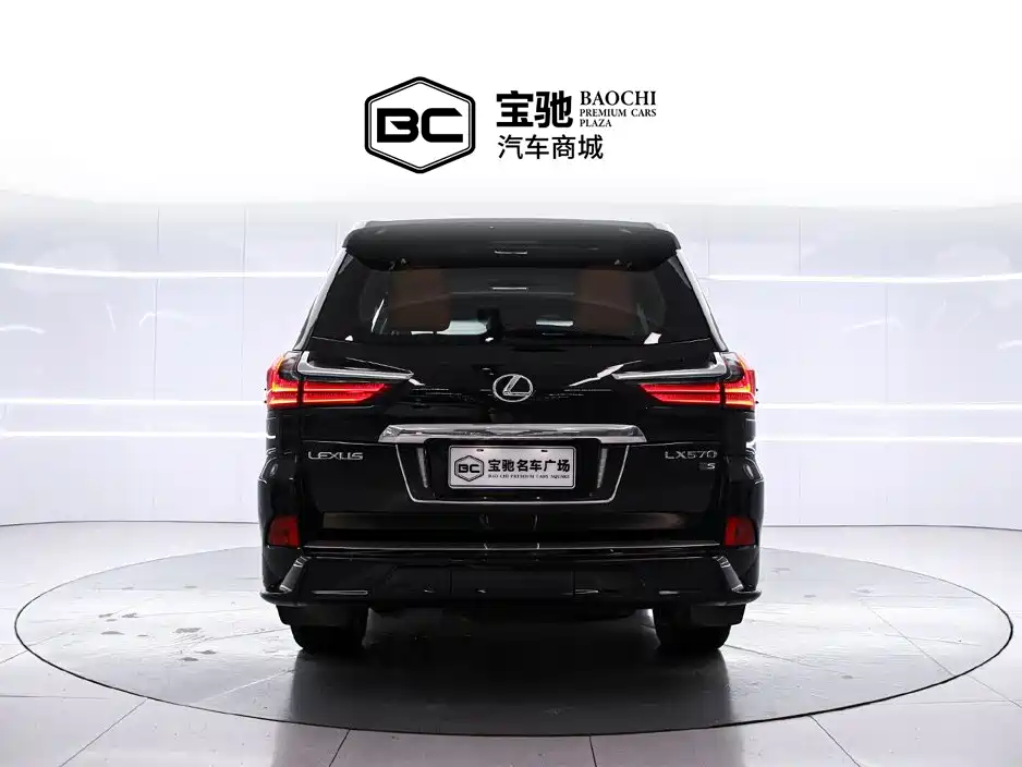 Lexus LX — миниатюра 4