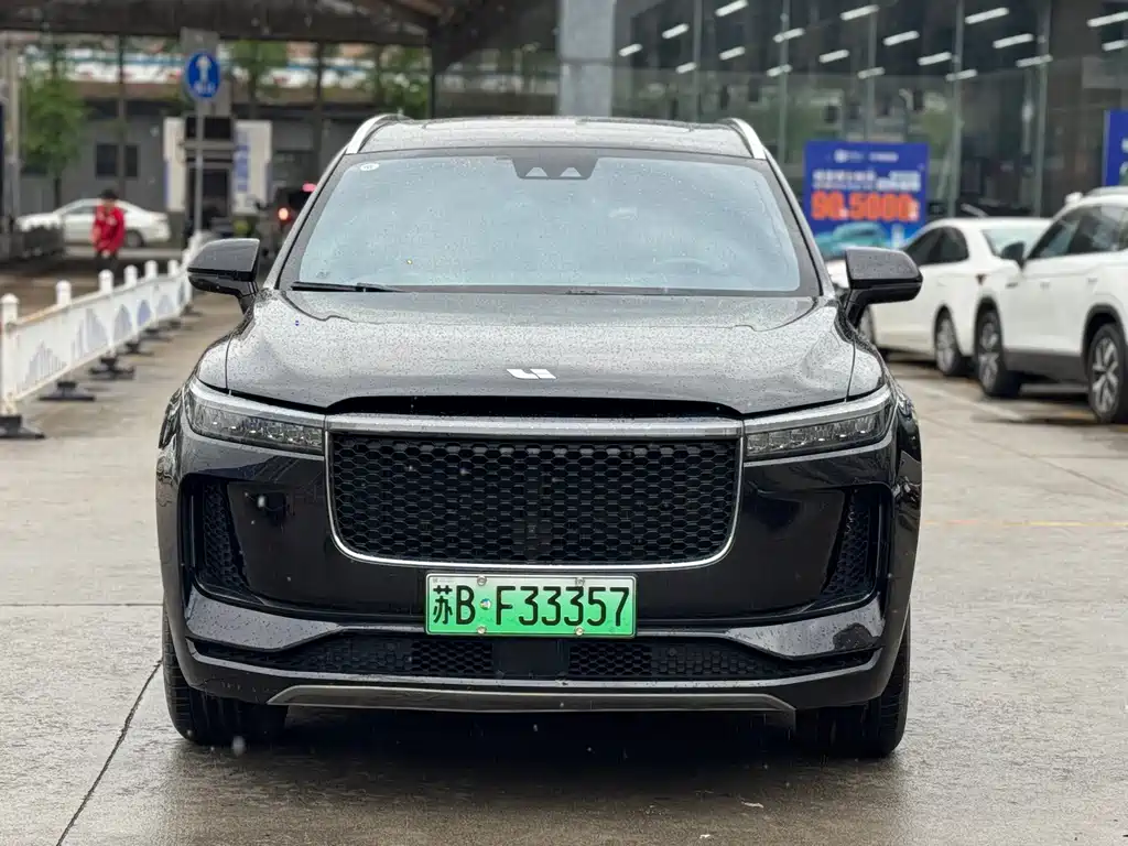 Li Auto ONE 2020 6 мест
