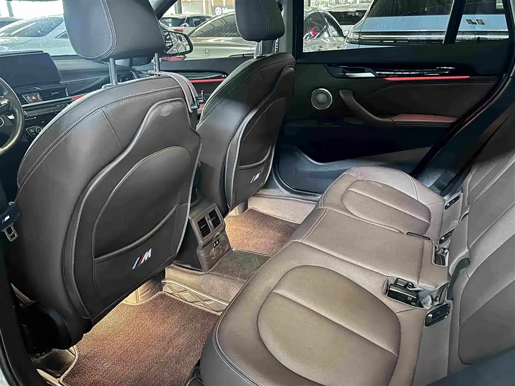 BMW X1 — миниатюра 4