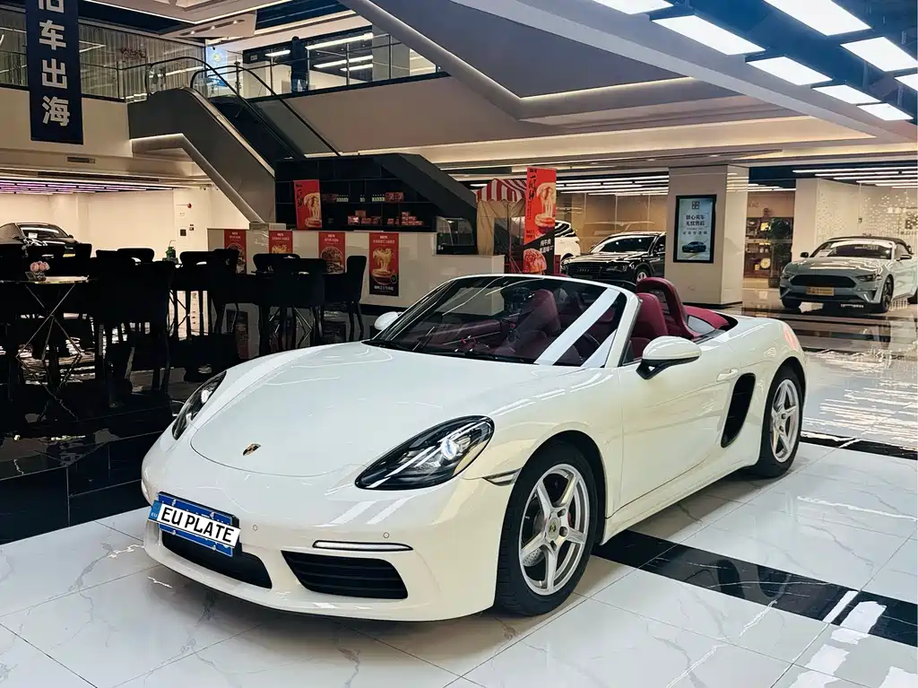 PORSCHE 718