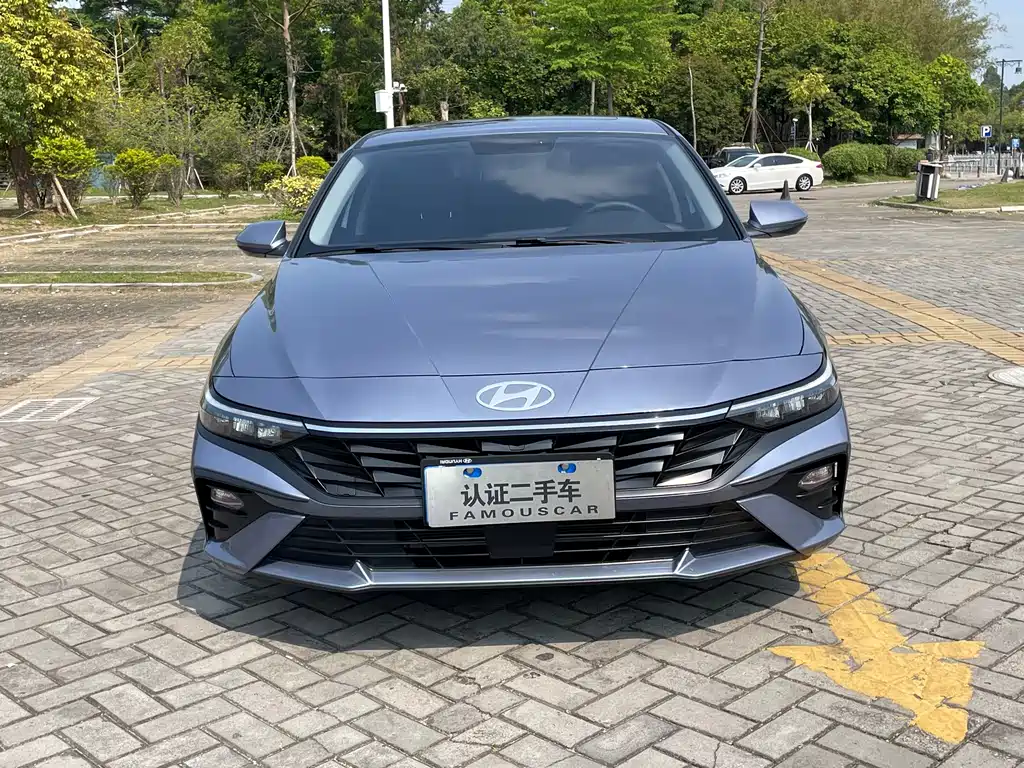 Hyundai Elantra — миниатюра 2