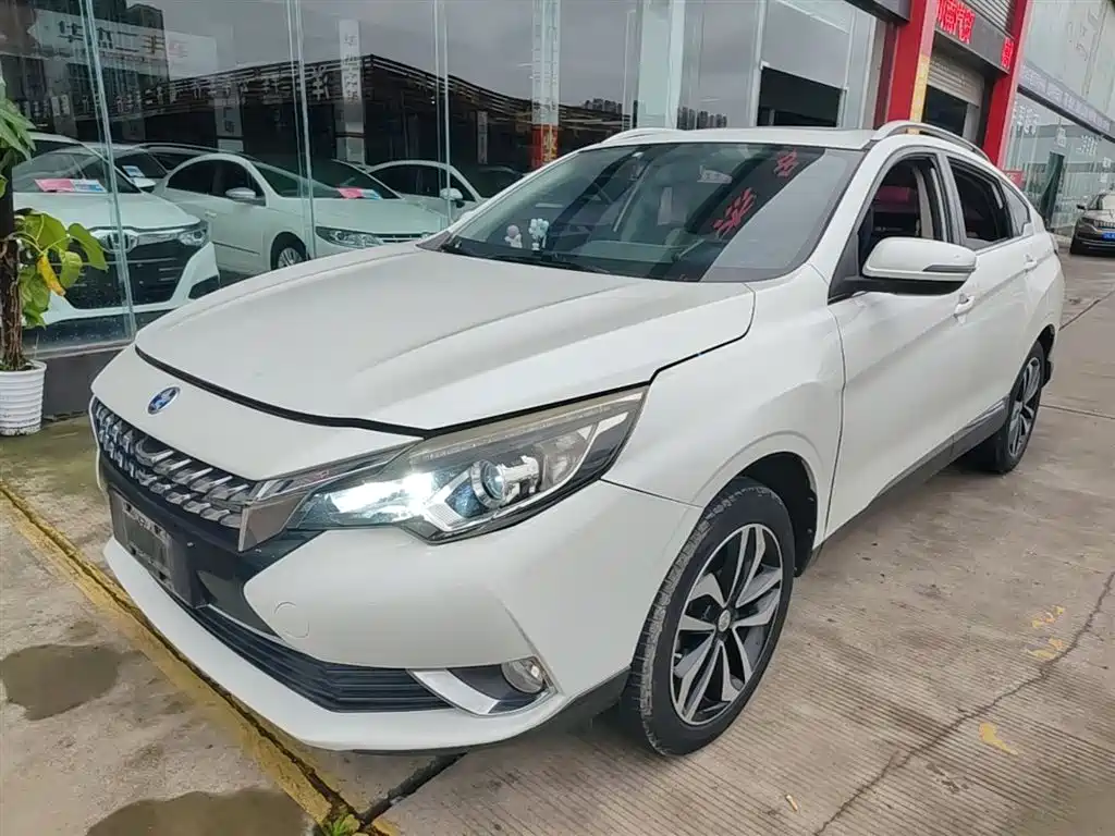 Купить Venucia T90