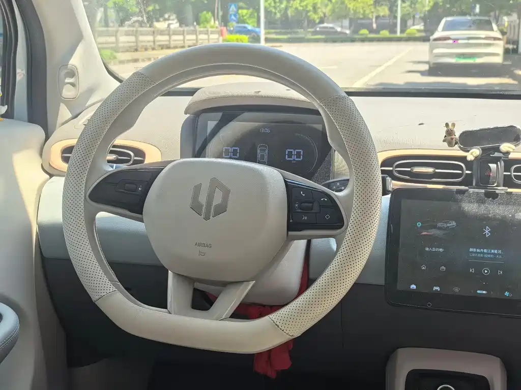 Leapmotor Leapmotor T03 — миниатюра 7