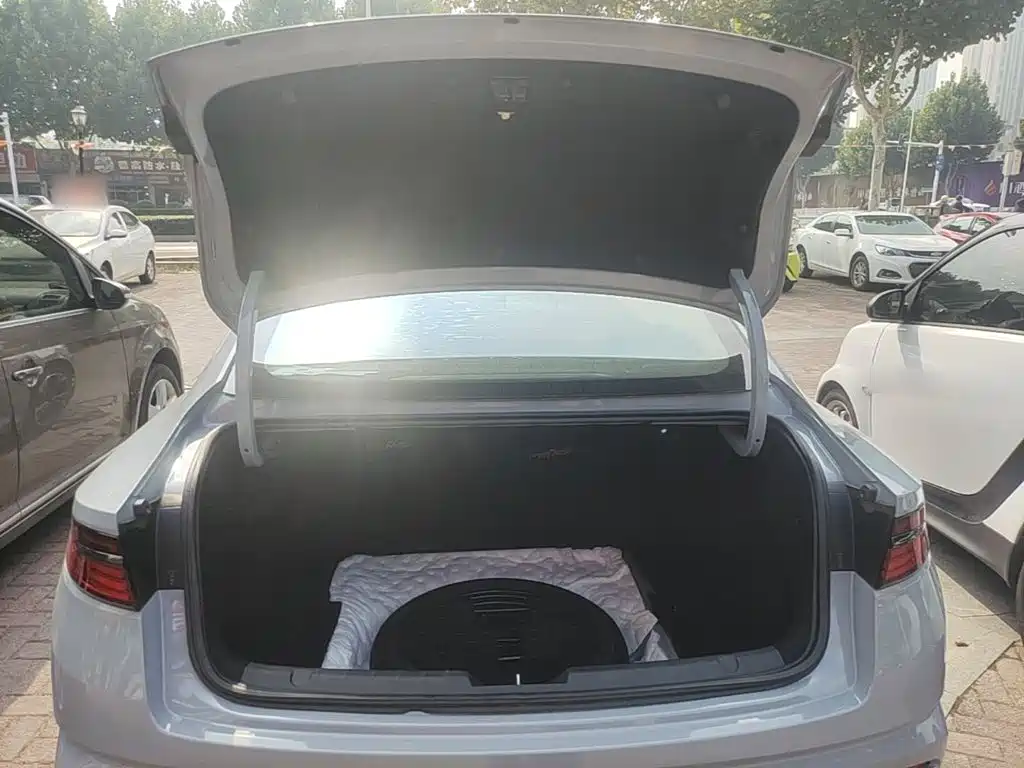 Geely Xingrui — миниатюра 19