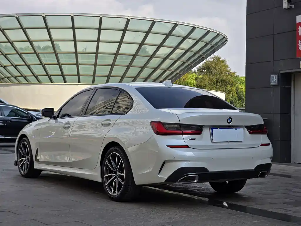 BMW 3 Series — миниатюра 5