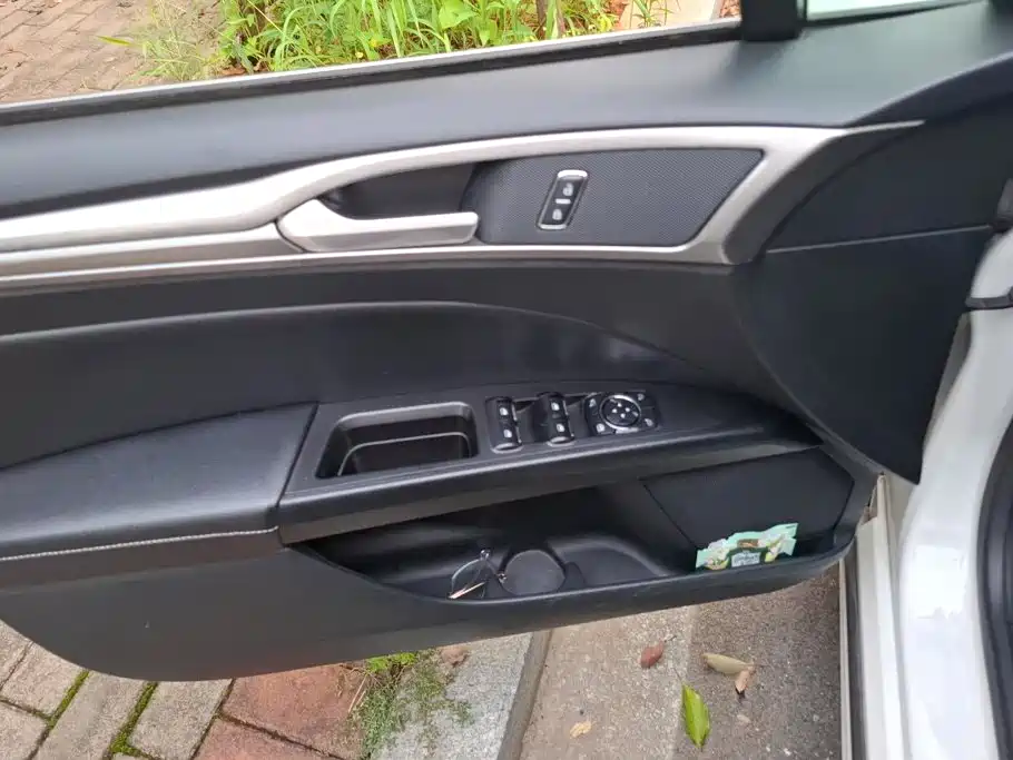 Ford Mondeo 2017 EcoBoost 245