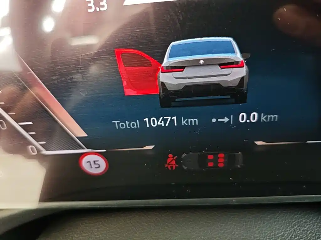 BMW 3 Series — миниатюра 17