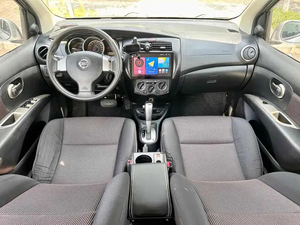 Nissan Livina — миниатюра 15