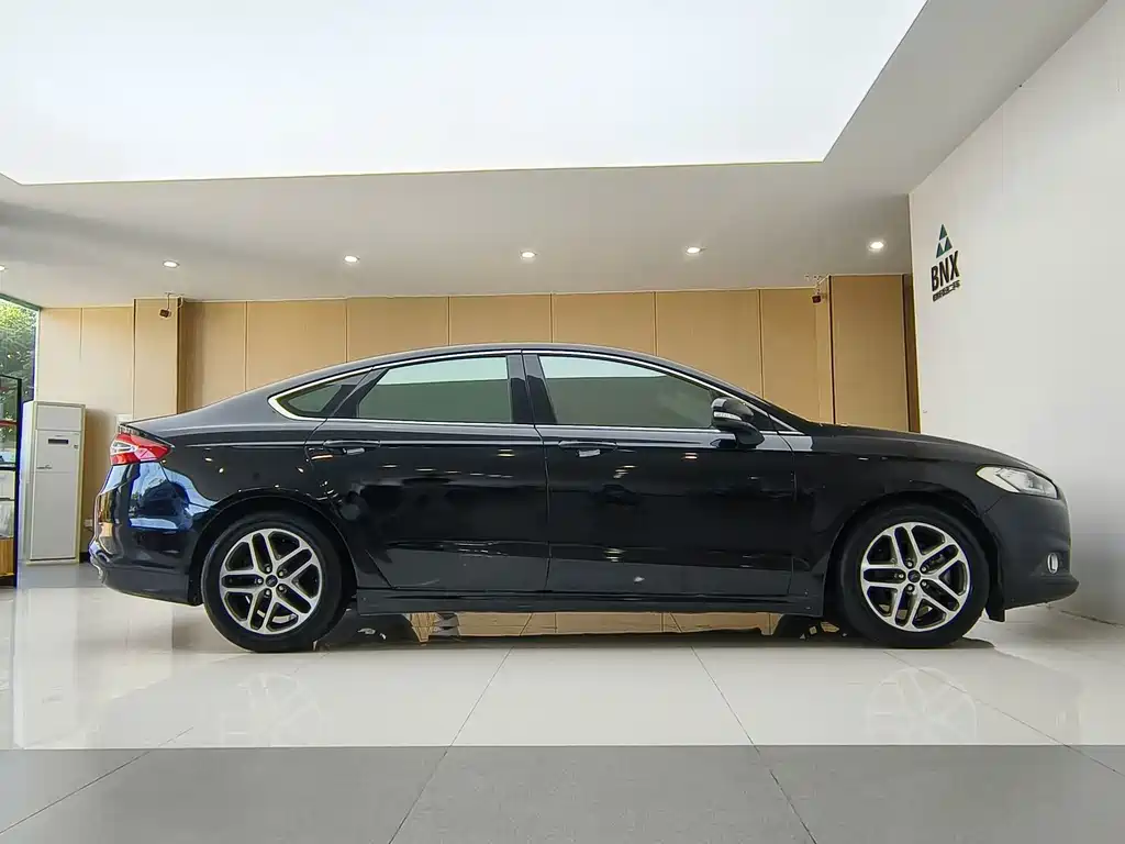 Ford Mondeo — миниатюра 3