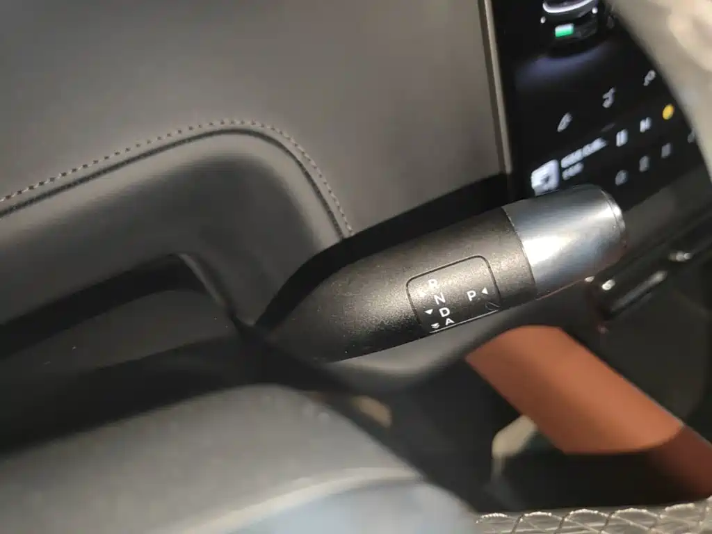 Li Auto Li L9 — миниатюра 14