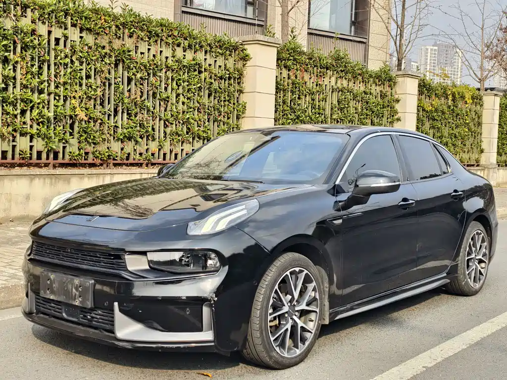 Lynk & Co 03 2021