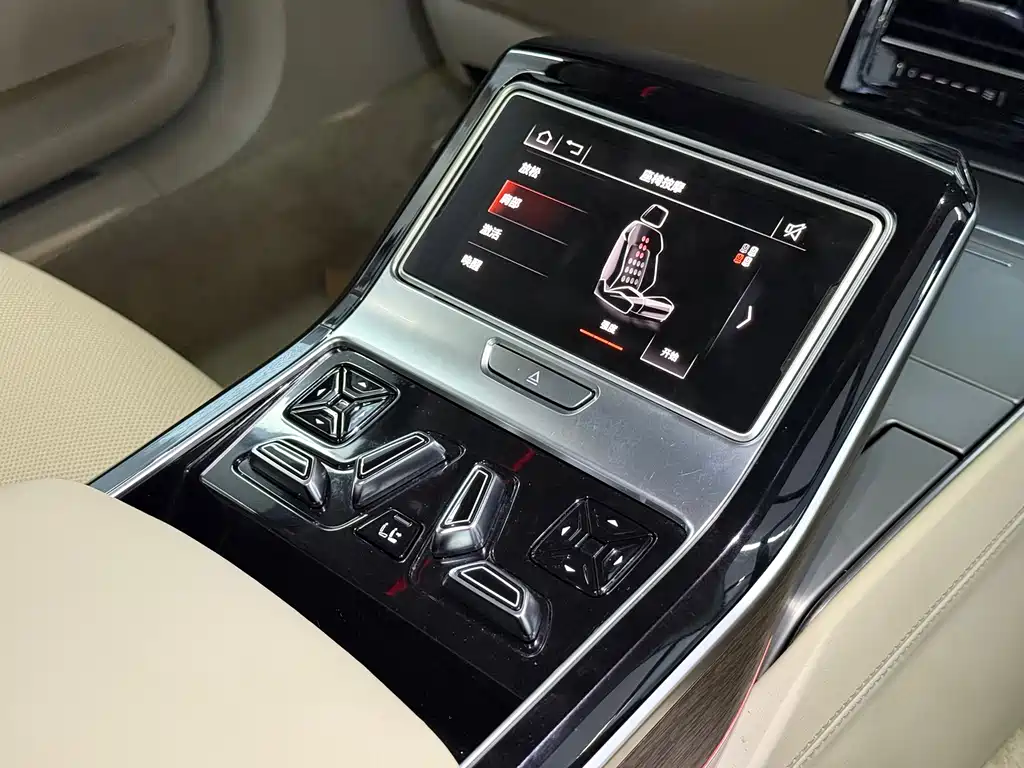 Audi A8 — миниатюра 13