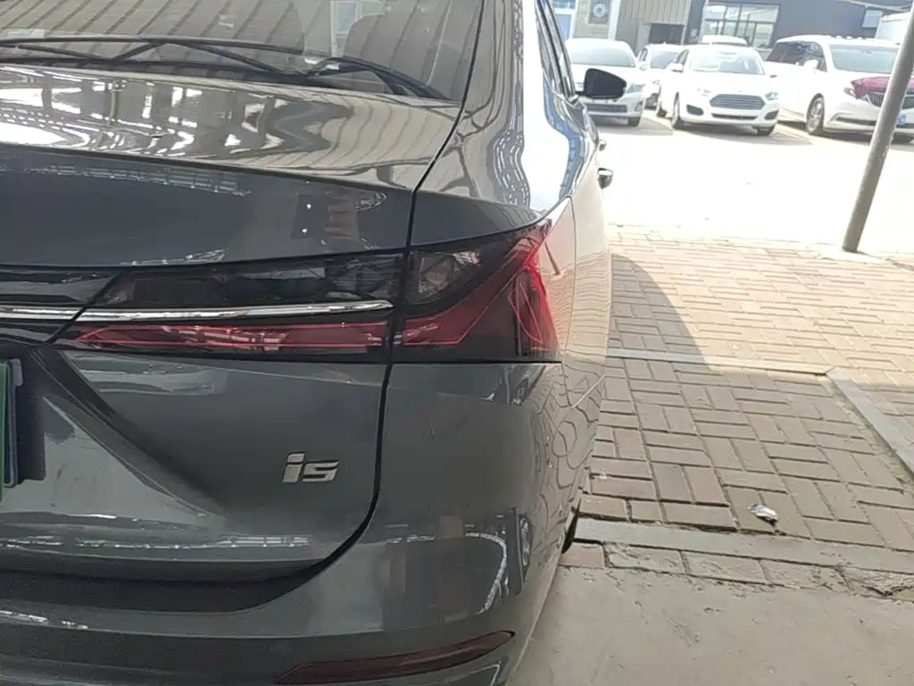 Roewe i5 — миниатюра 8